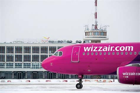 wizzair.com official site.